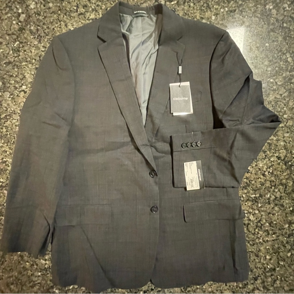 Claiborne Classic Fit 2 Piece Dark Gray Check Suit Jacket 46R Pants 40x32 Set